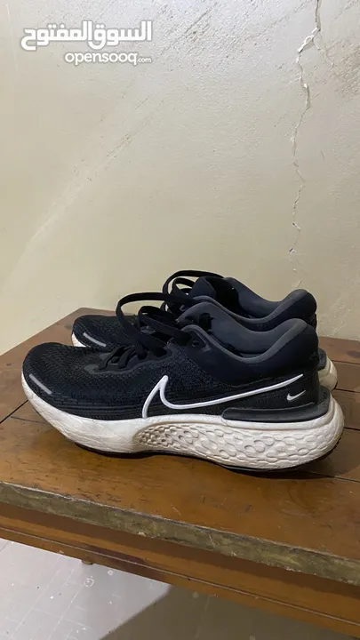 Nike Invincible Run 1 Black