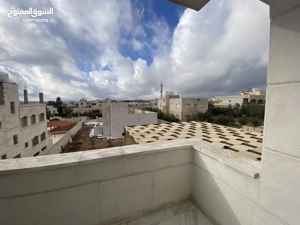 فيلا فخمة للبيع