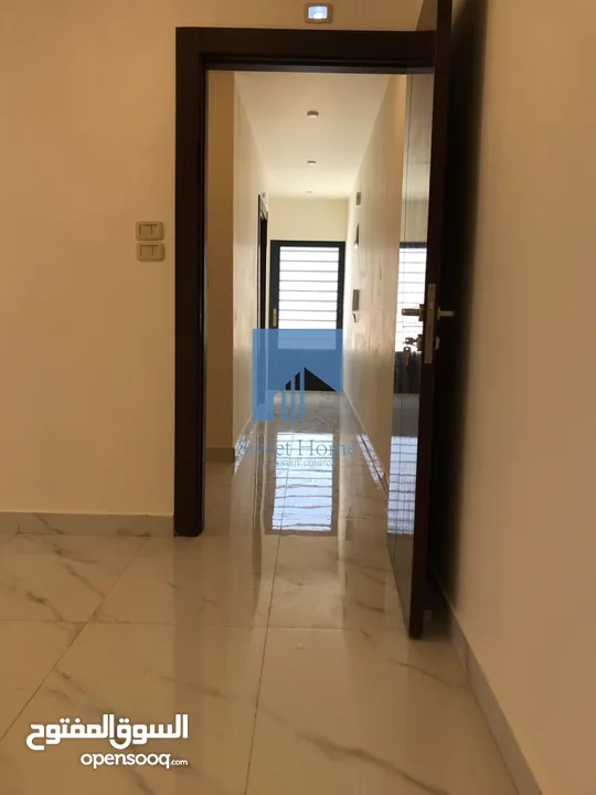شقة فاخرة للبيع في الجندويل طابق ثالث مع روف دوبلكس 131م تشطيب سوبر ديلوكس لم تسكن