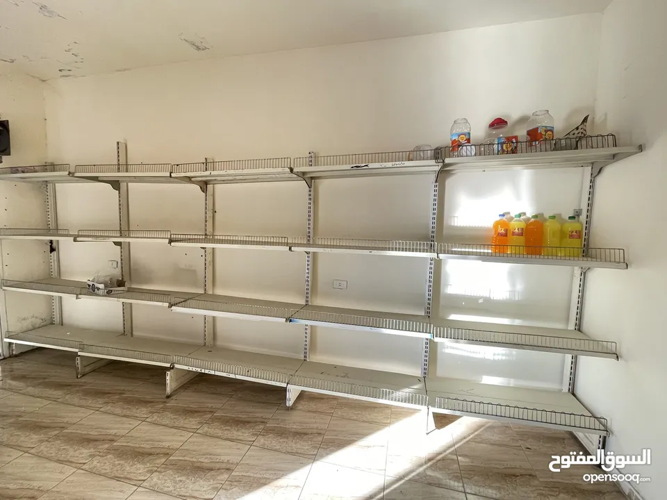 عدة مطعم كاملة مع مستلزماته للبيع