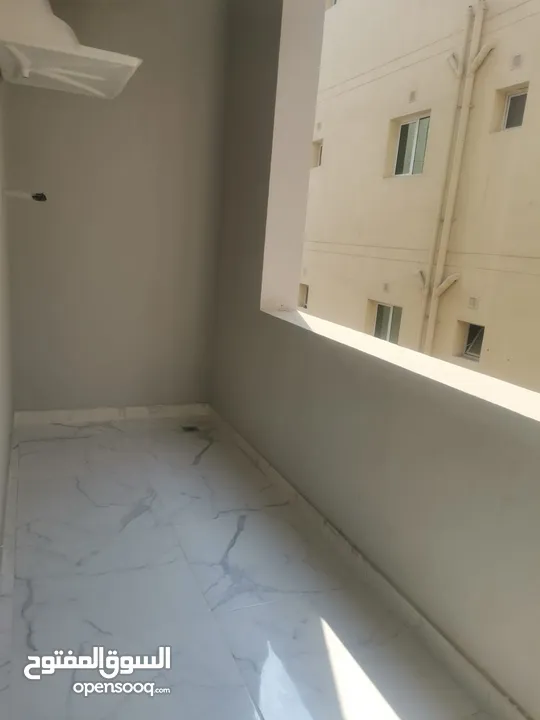 falt for sale in hidd(5bhk,231sqm,79k) شقة للبيع في الحد دور كامل