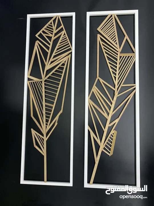 A beautiful wall decor for dining area White Croean frame with handmade wooden leafs of fly wood