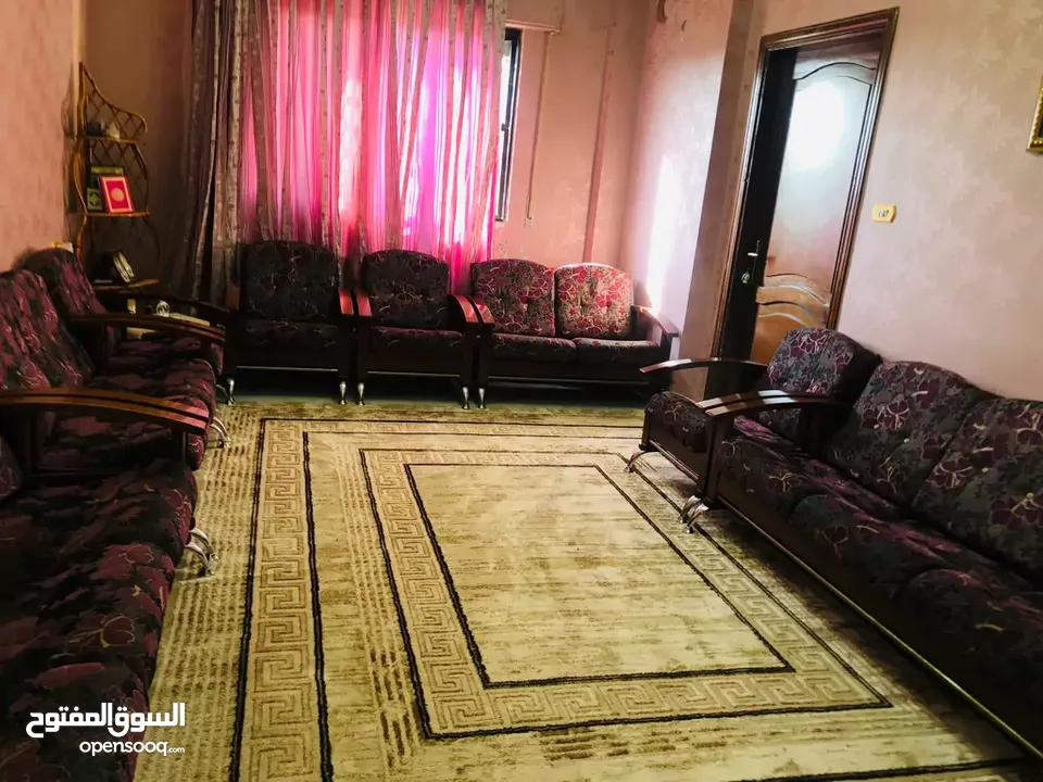 طقم غرفة جلوس لون بنفسجي