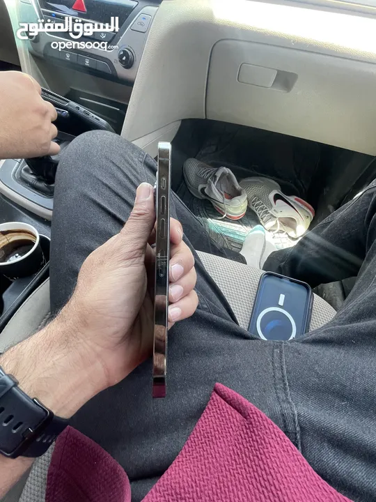 13برو مكس 256 بطارية 97 جهاز بحال الوكالة مش مفتوح مش مصلح مع وصلة شاحن اصلية فقط