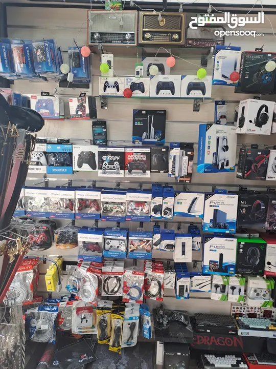 بضاعة محل للبيع بسعر اقل من الجملة البضاعة جديدة ولا يوجد اي ستوكات او توالف