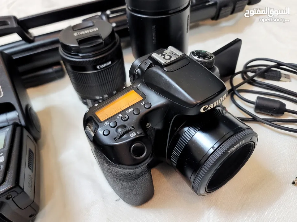 للبيع كاميرا كانون Canon 70 D  مع المعدات