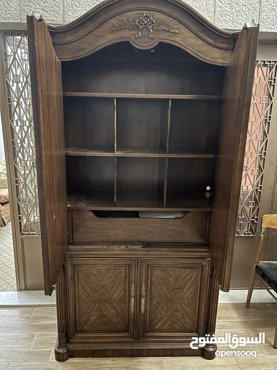 3 فضيات نوع Drexel Heritage امريكي + طاولة ايكيا