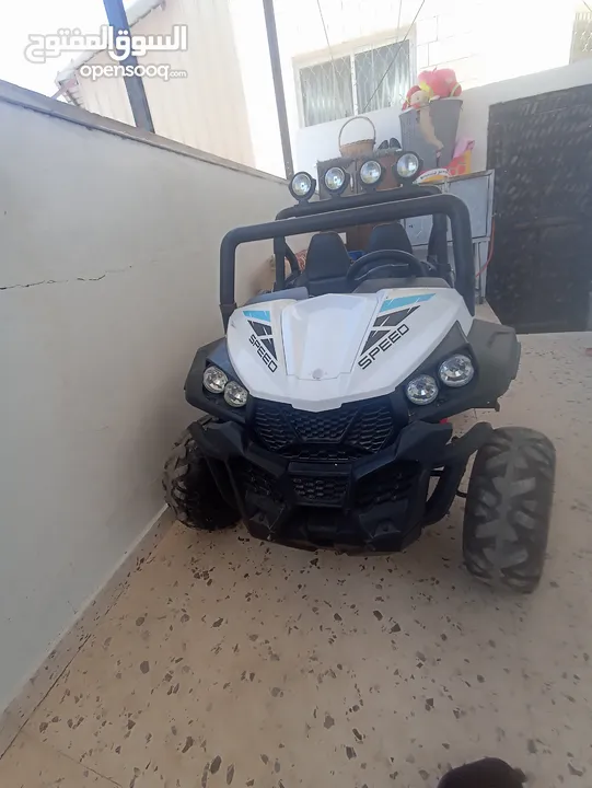 سيارة دفع رباعي جبليه