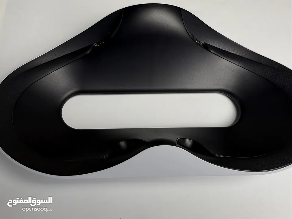 PlayStation VR 2 مع قاعدة شحن ايدي وسماعة سوني