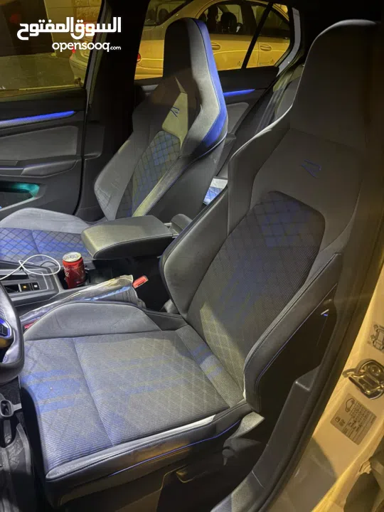 Volkswagen Golf R – 320 حصان model 2021