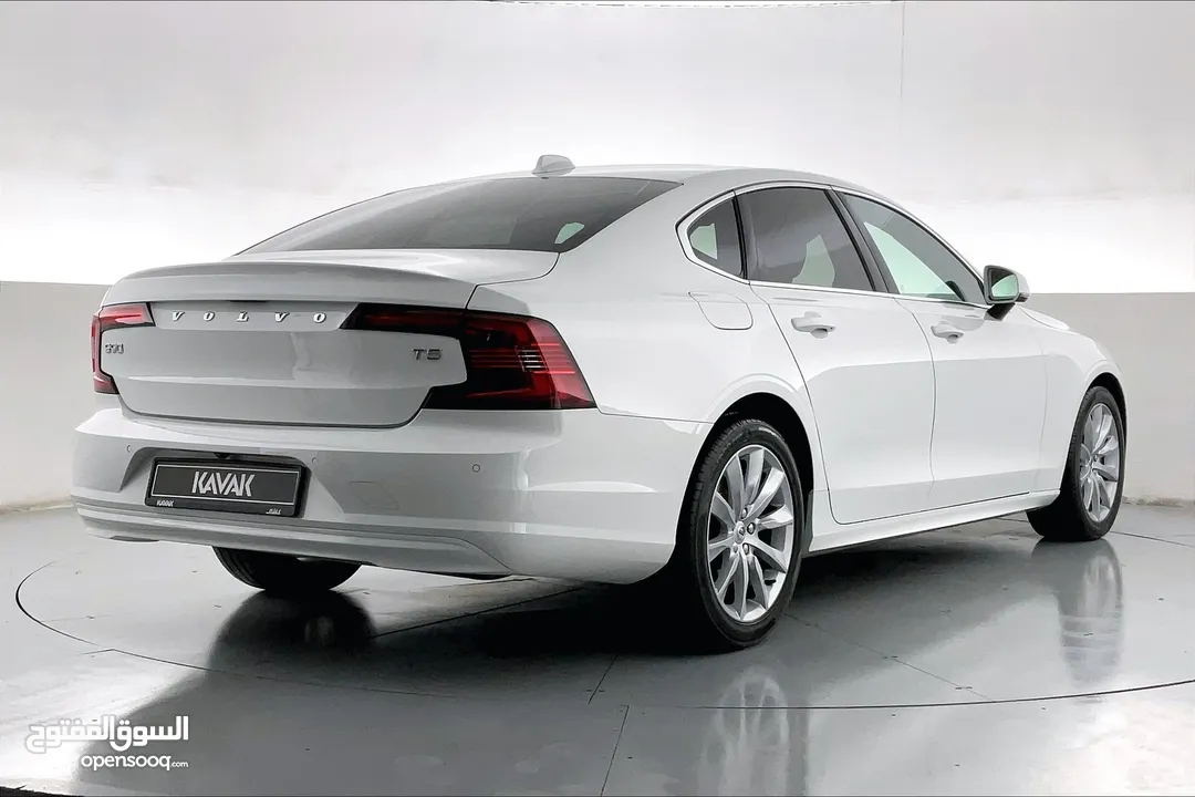 2021 Volvo S90 T5 Momentum  • Flood free • 1.99% financing rate