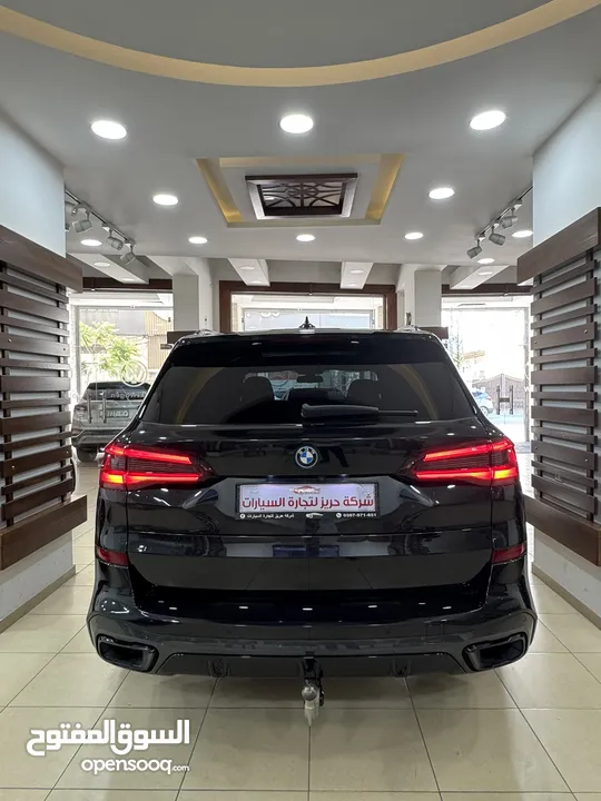 BMW X5 2022 متور 3000 بنزين وكهرباء  إضافات فل الفل