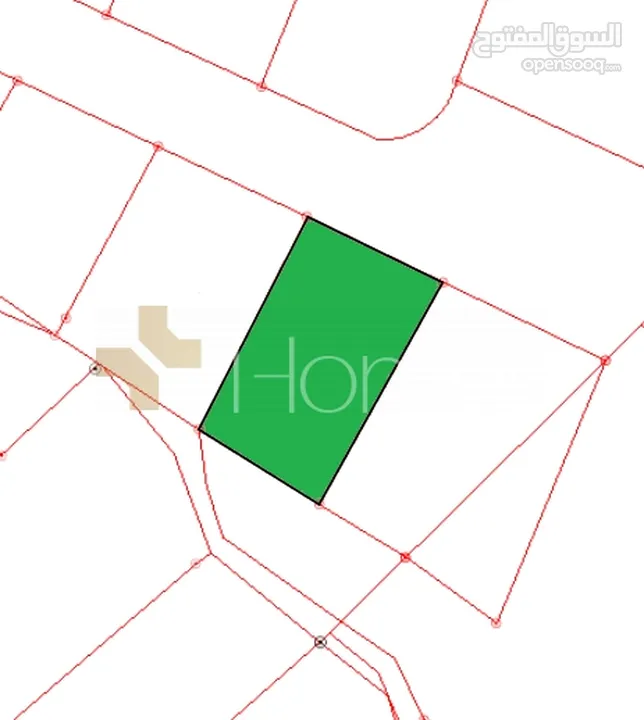 ارض على شارعين باطلاله مميزه للبيع في عبدون تصلح لاسكان بمساحة 931م
