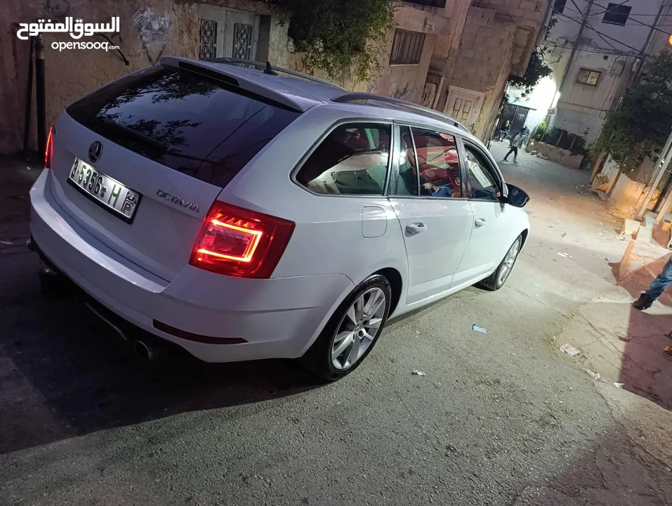 سكودا اوكتافيا 2018