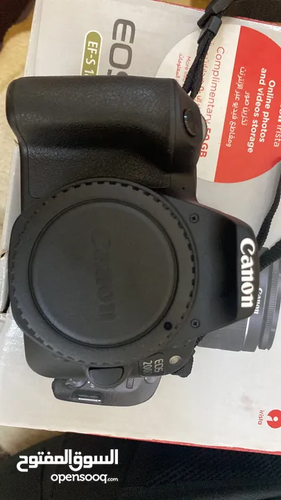 Canon  D200