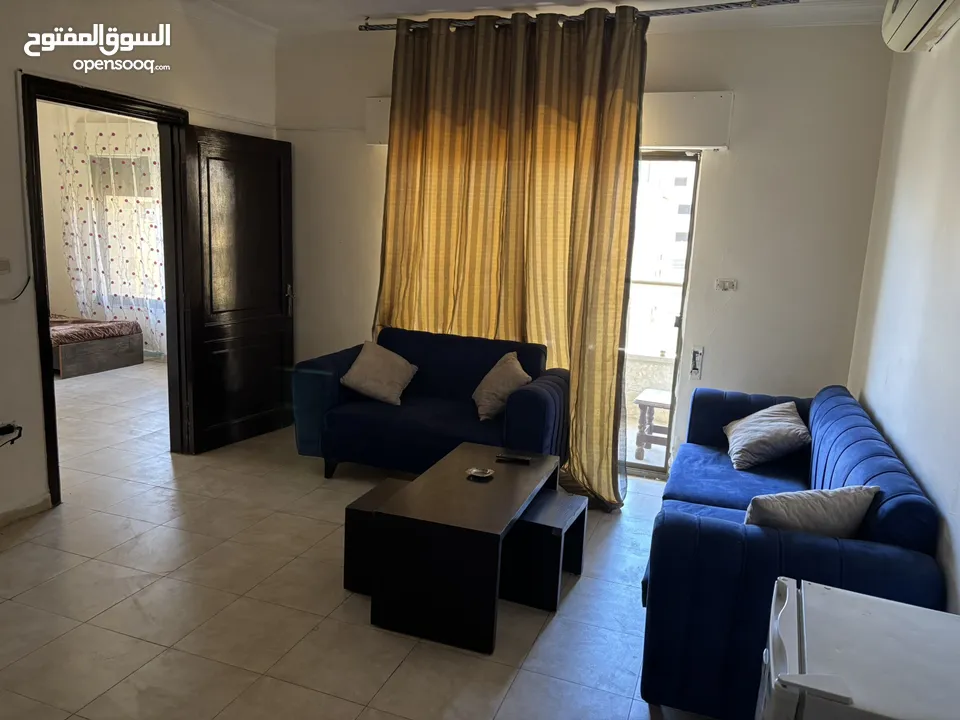 شقة   في الجبيهة للايجار عائلات او شباب فقط