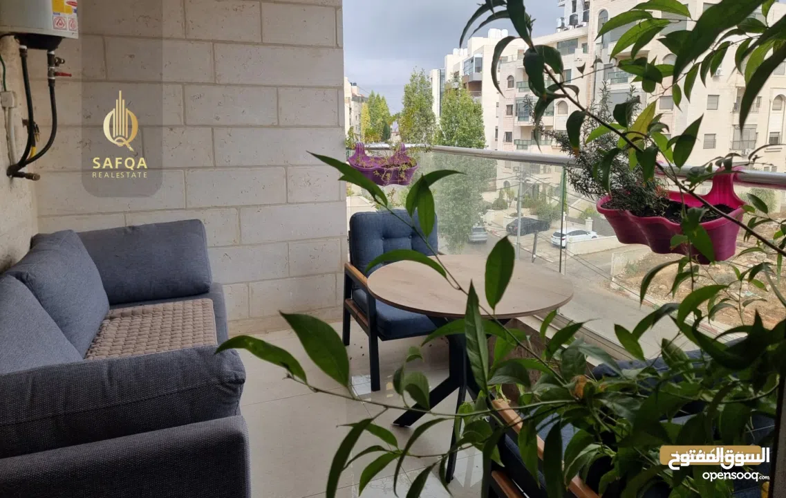 شقة للبيع بموقع مميز قريب لوسط البلد  مع اطلالة