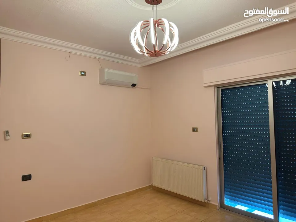 شقة مميزة بالجاردنز سوبر ديلوكس للبيع من المالك مباشرة