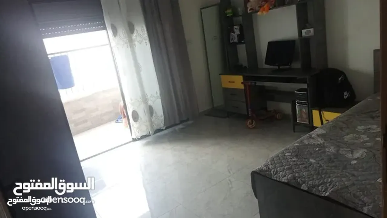 شقة مشطبه للبيع