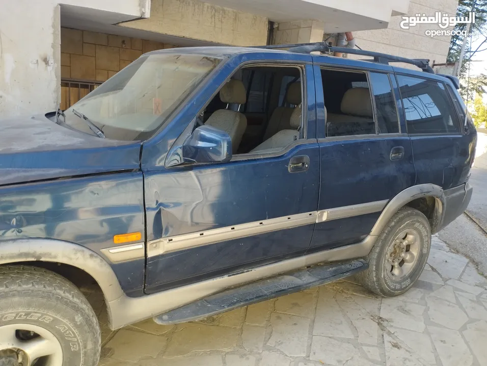 موسو  4*4 متور3000 ديزل