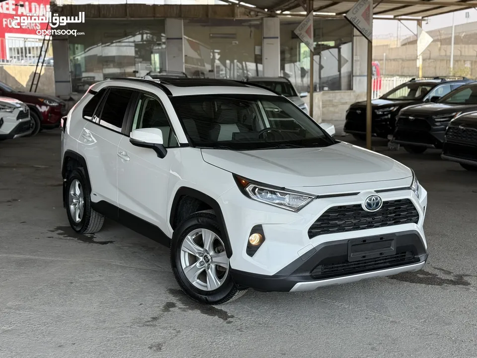 تويوتا راف فور ((2020)) XLE فل كامل، فحص كامل، فورويل، للبيع بسعر مميز..