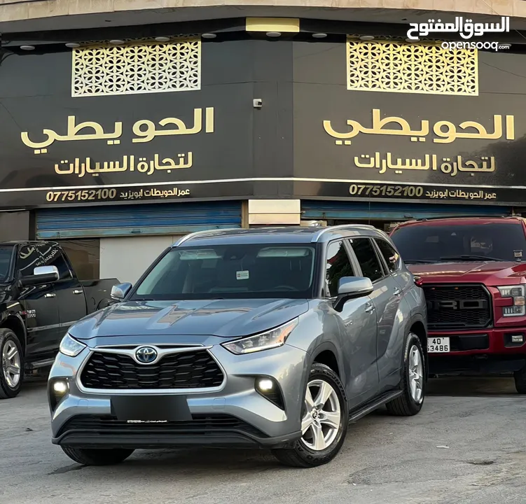تويوتا هايلاندر ( 2023 ) فحص كامل 7 جيد عداد 28 ألف كيلو بحال الزيروو ( قابل للبدل )