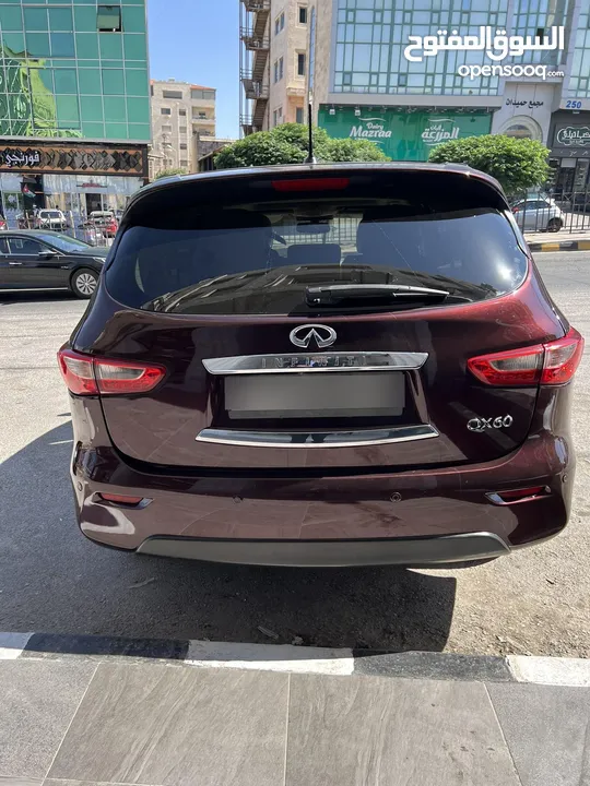 انفينيتي Qx60 سيارة الرفاهية والراحة العائلية