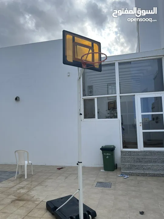 كره سله كبيره مستعمله  Big basketball used