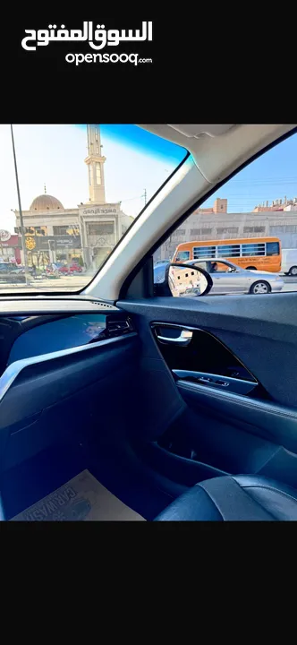 كيا نيرو موديل 2022 plug in لون بحري ميتاليك