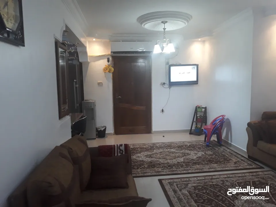 شقه للبيع اربد دوار العيادات
