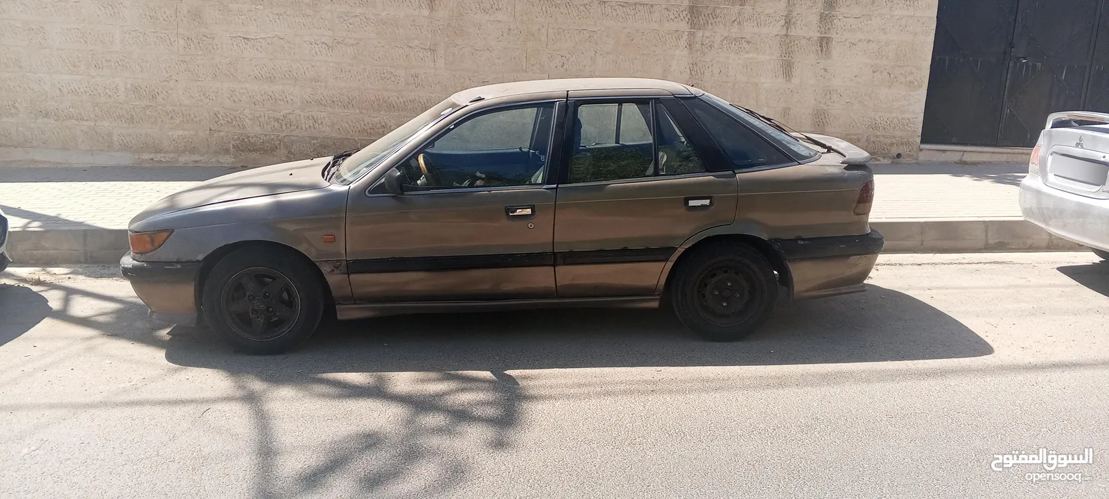 متسوبيشي اوروبي هاتش باك للبيع موديل 1991