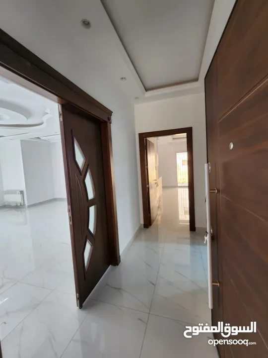 شقة فارغة للبيع في خلدا - ref: 14593