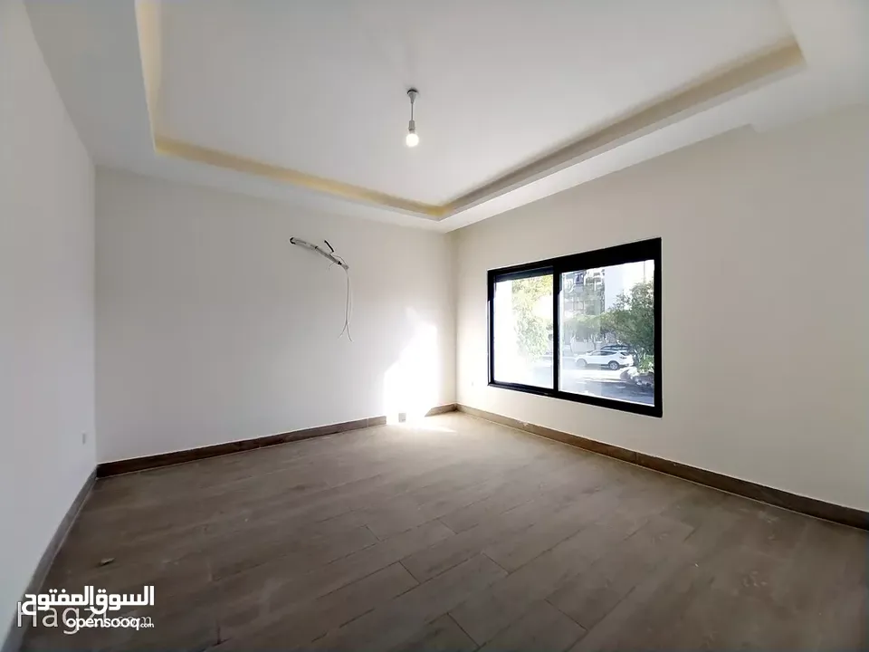 شقة للبيع في دير غبار  ( Property ID : 35524 )