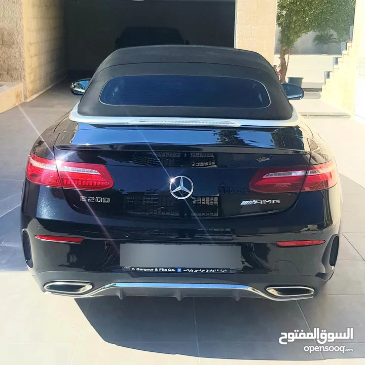 مرسيدس Convertible  E200 AMG لون اسود موديل 2018 وارد الوكاله بحاله ممتازة-بنزين
