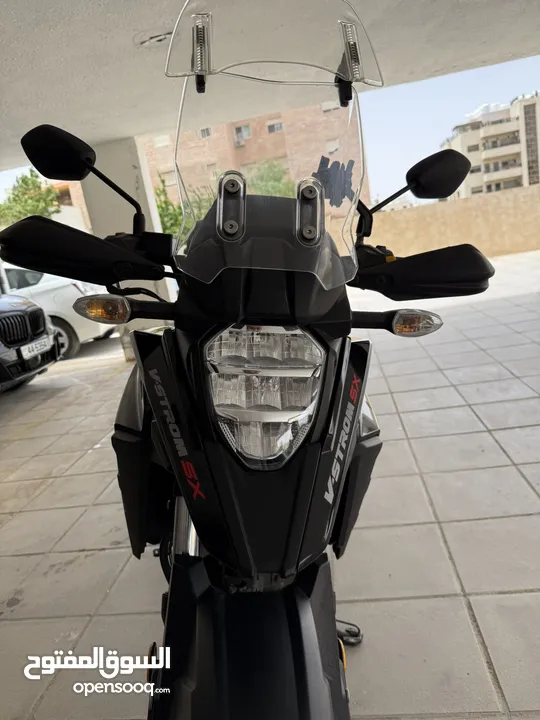 سوزوكي v strom 250 اسود بحالة الوكالة