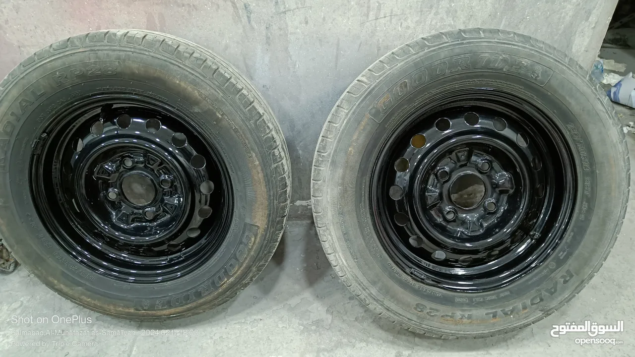 NISSAN SUNNY TYRES
