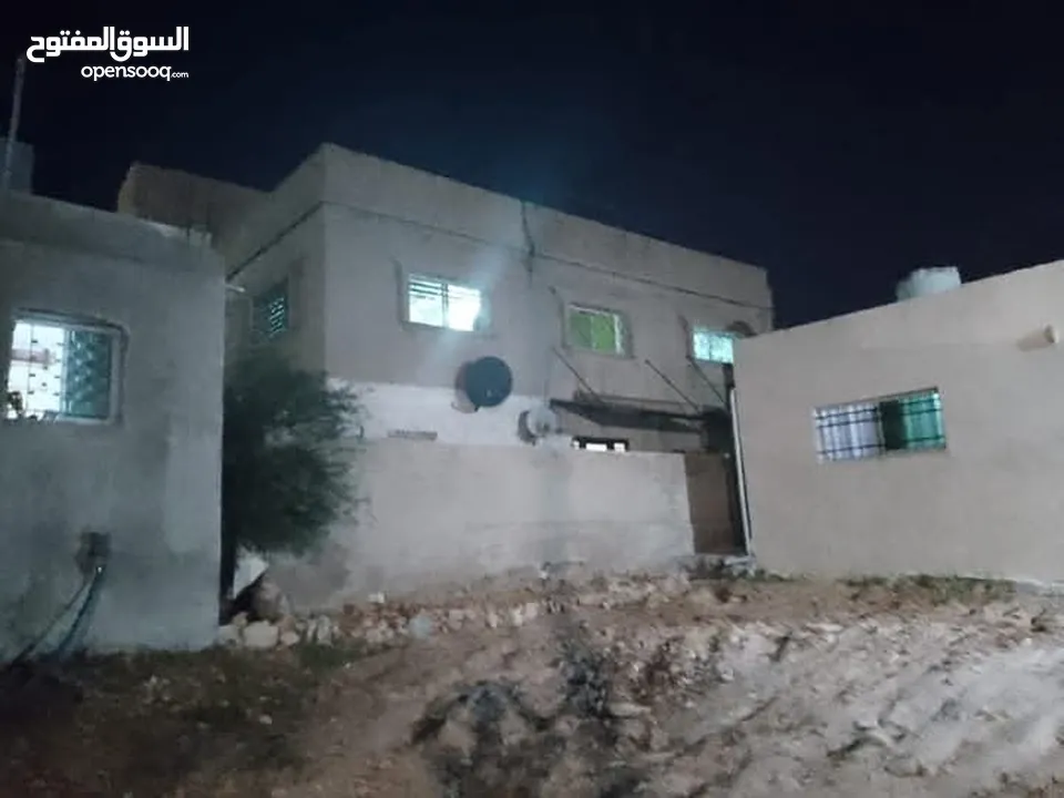 " إعلان مميز !! سعر حصري من المالك مباشرة  !! للبيع - دونم أرض مفروز ومستقل، علي