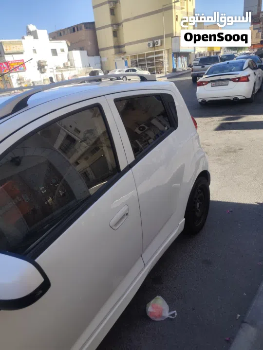 very good condition car no need any work just bay and drive.