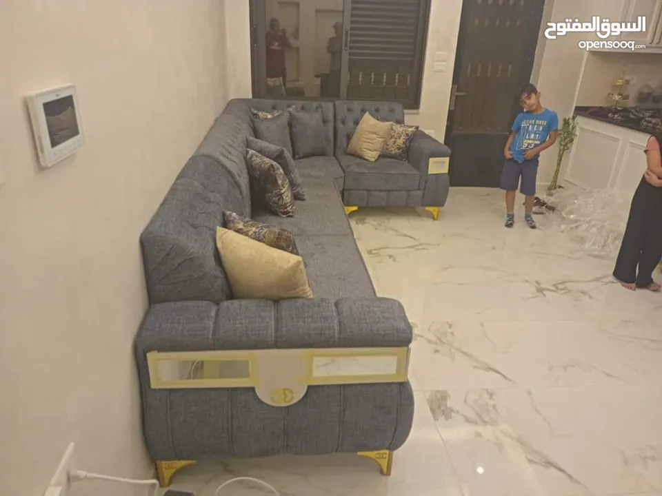 خدمات تنجيد الأطقم وغرف النوم نقل العفش فك وتركيب غرف نوم داخل المنزل