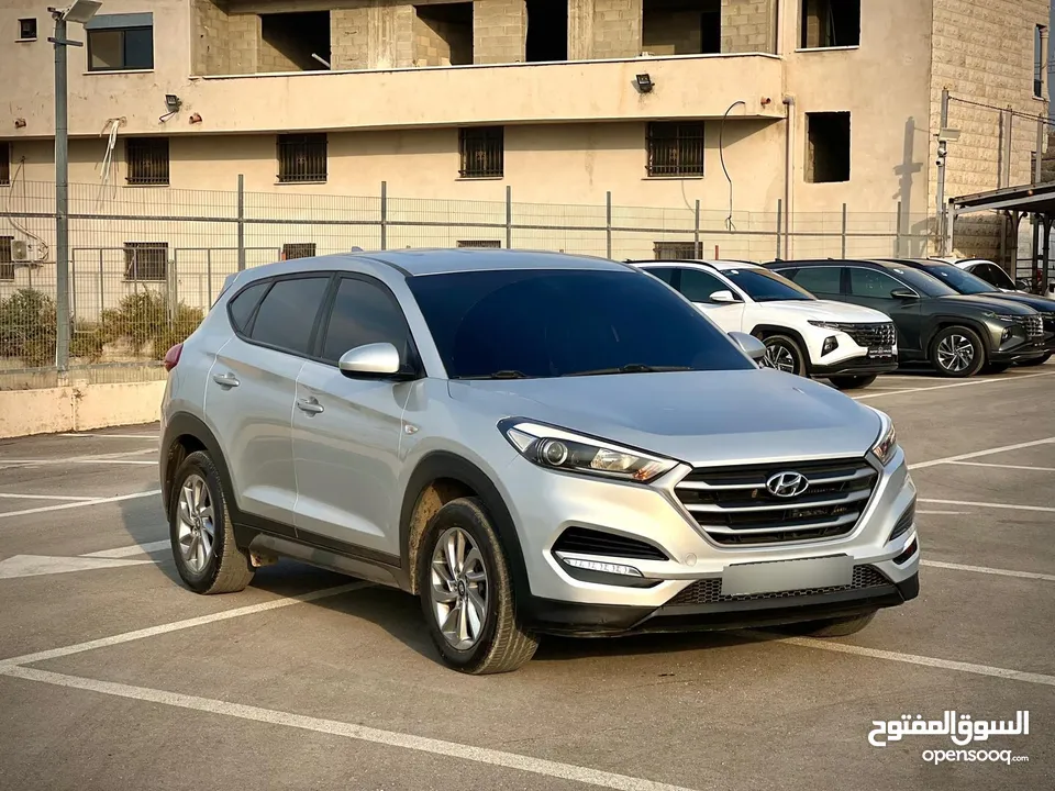 هونداي توسان/2017  فل بدون فتحة سقف 4x4