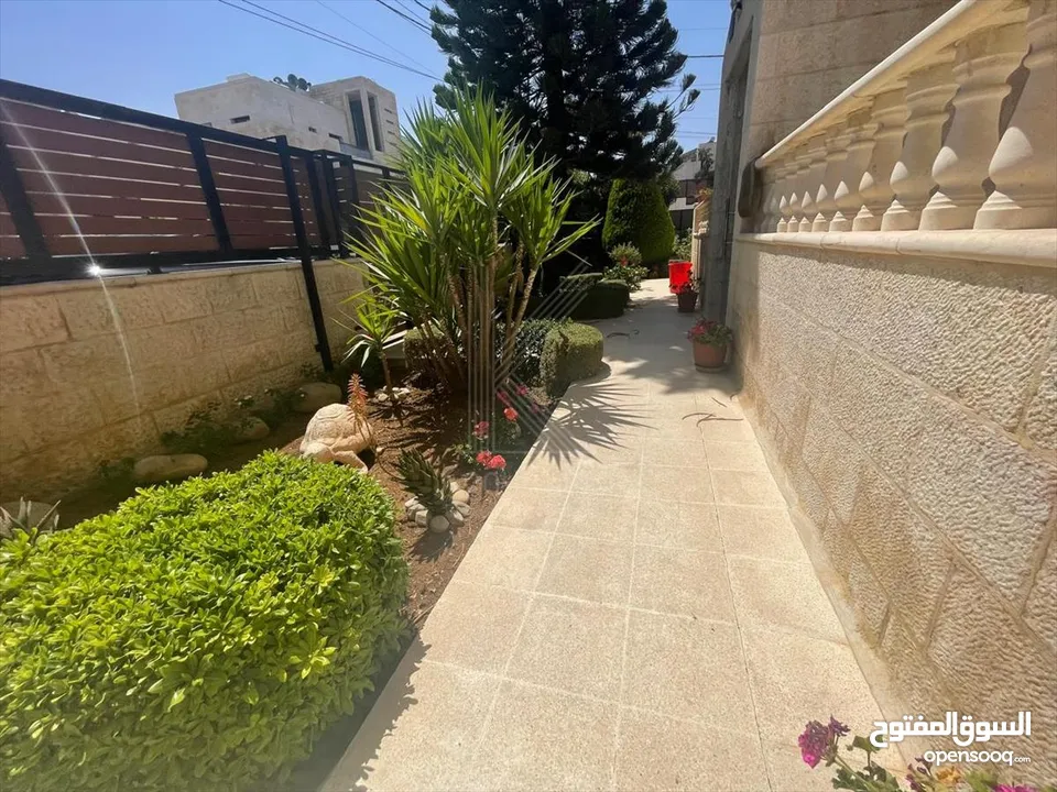 شقة فاخرة للايجار في عبدون