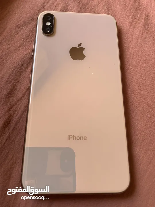 iphone xs max بحال الوكالة