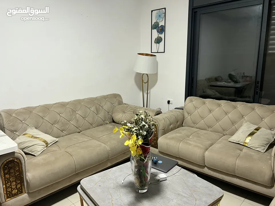 اثاث بيت كامل بحاله ممتازه
