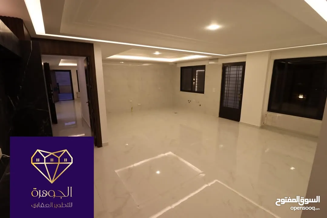 شقة طابق اول فخمه ومميزة جديدة لم تسكن لقطه وبسعر مغري جداااا عرض خاص ع اخر شقة أرقى مناطق خلدا