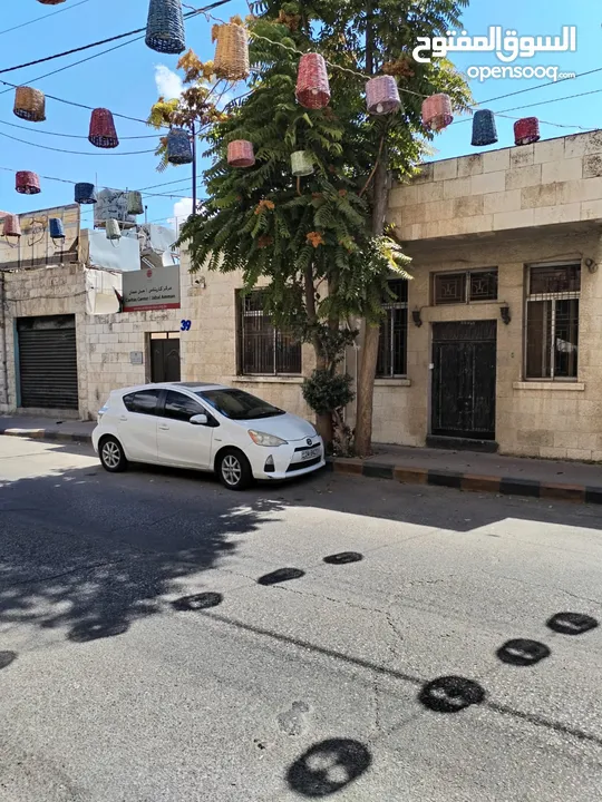 بيت /منزل تراثي / تجاري عادي ضمن سكن ج للبيع أو للأيجار