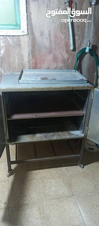 فرن غاز تفصيل جديد استخدام مره واحده طنجرة الضغط نوعها السيف الاصليه غير مستعمله و مايكرويف نوع