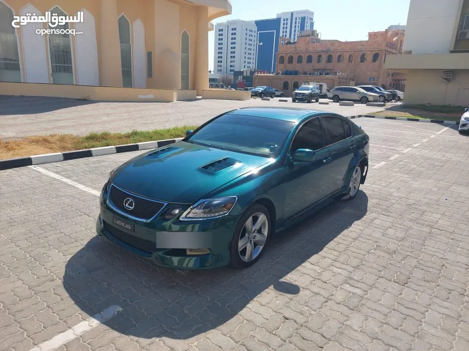 Dhs 12500/= Lexus Gs300 2006 Wide body kit