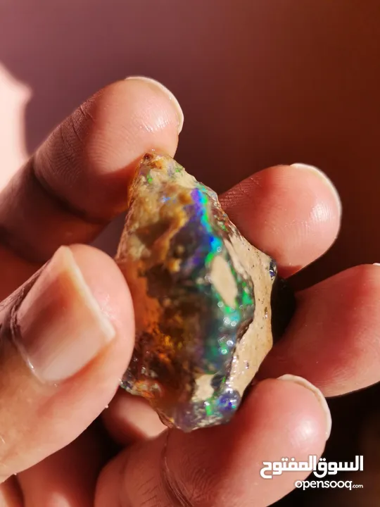 Emerelad زمرد اخضر طبيعي اصلي زامبيا سعر القيراط 100دولار.. طبيعي اصلي غير مسخن ولا معالج.  تحفه روع