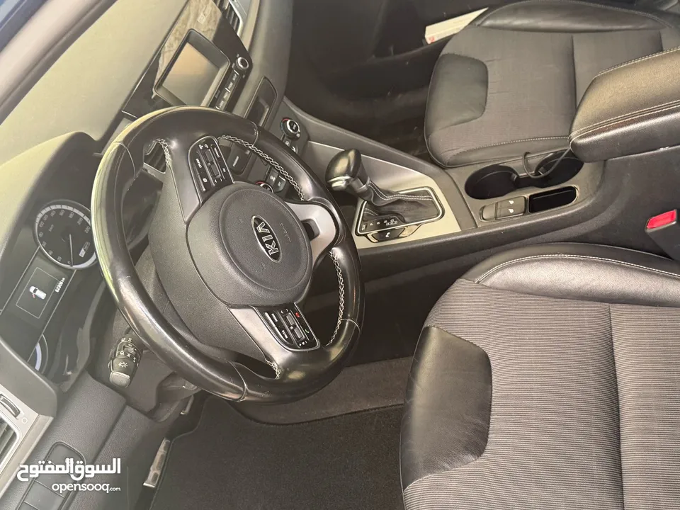 جيب كيا نيرو 2018 هايبريد بحالة ممتازة وارد وصيانة الوكالة