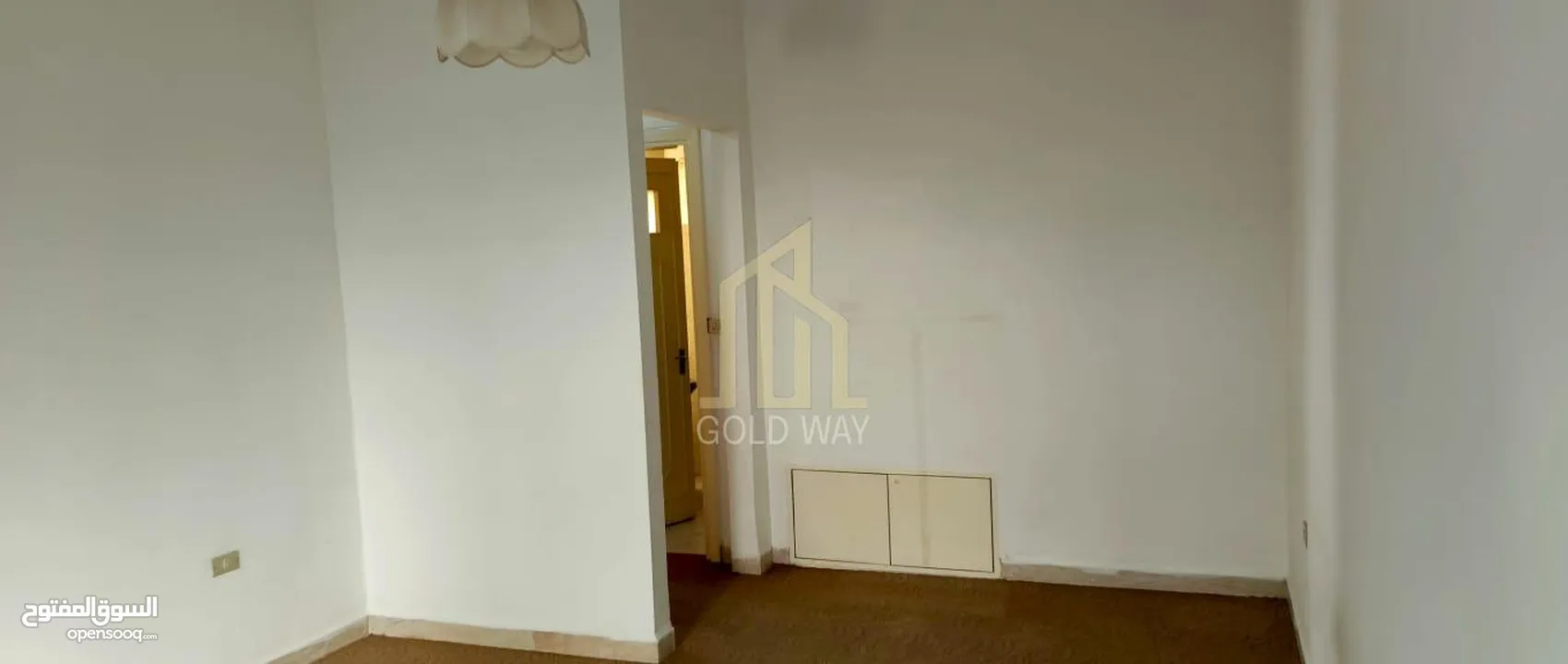 في أرقى مناطق الشميساني شقة مميزة طابق أول 180م بسعر مميز / ref 9505